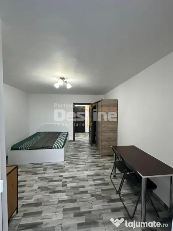 Garsoniera renovata la etaj intermediar, pet friendly, Tract