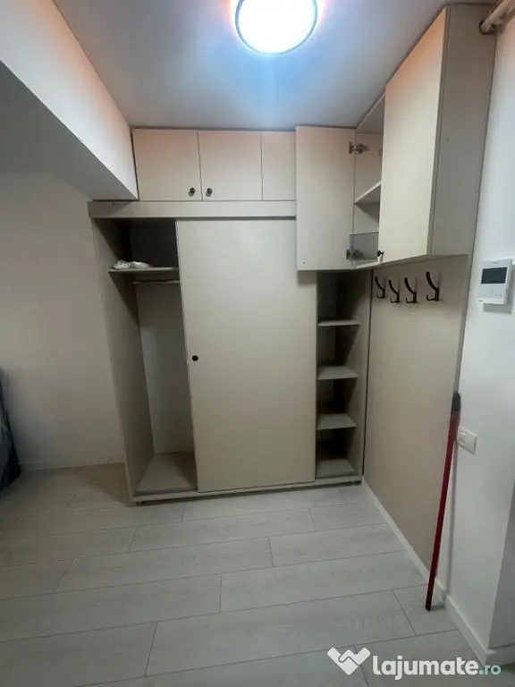 Garsonieră în Popești-Leordeni, Mobilată si utilată,...
