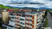 Apartament ultracentral 3 camere – vedere oraș și mun... 