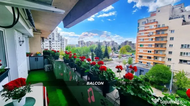 ULTRACENTRAL DE VANZARE Apartament cu 3 camere