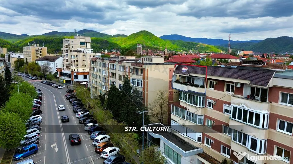 ULTRACENTRAL DE VANZARE Apartament cu 3 camere