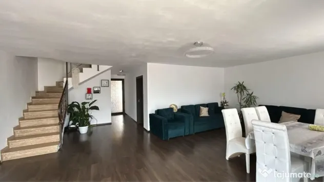 Casă de vânzare în Simeria