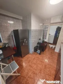Apartament 4 camere decomandat /centrala- Titan/ Aleea Fetesti