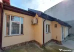 Casă cu 2 camere de închiriat în zona centrală – mobil