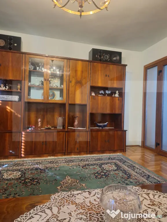 Casa de vanzare, 350 mp, zona Central