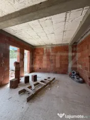 Casa P+1, 3 dormitoare, 105 mp, 200 mp teren, toate utilitat 