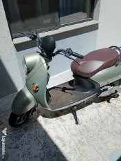 Scuter electric volta puțin folosit