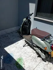 Scuter electric volta puțin folosit