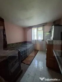 Casă bătrânească cu teren 1335 mp în zona Popa Șapcă