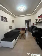 Apartament 3 camere decomandat, 70 mp, balcon închis, etaj 