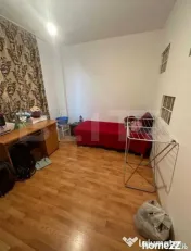 Apartament 3 camere decomandat, 70 mp, balcon închis, etaj 