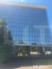 Clădire de birouri / spații comerciale, 2165 mp, zona Lugo 