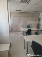 Clădire de birouri / spații comerciale, 2165 mp, zona Lugo 