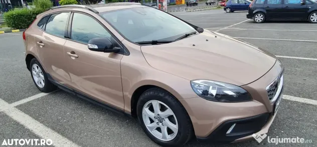 Volvo V40 Cross Country D2 – automat/ diesel / Cross Country
