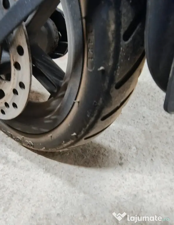 Trotineta electrica XIAOMI MI PRO 2 ca noua- cu rulaj 290 km.