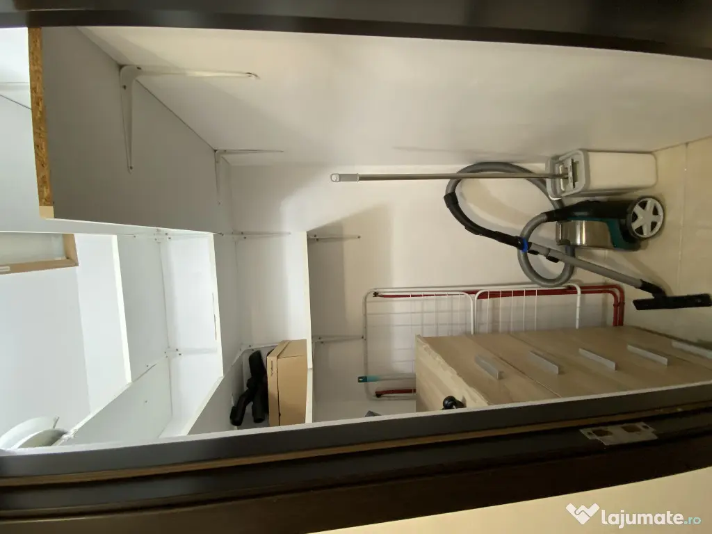 Proprietar, vand apartament cu 2 camere deosebit