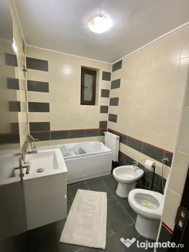 Proprietar, vand apartament cu 2 camere deosebit