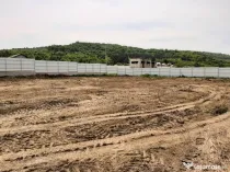 Persoana fizica vand teren in localitatea Vladiceni