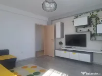 Apartament 3 camere zona TRACTORUL,