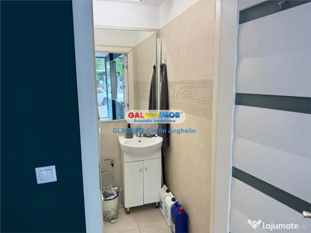 Spatiu comercial stradal cu vitrina generoasa - Calea Mosilo