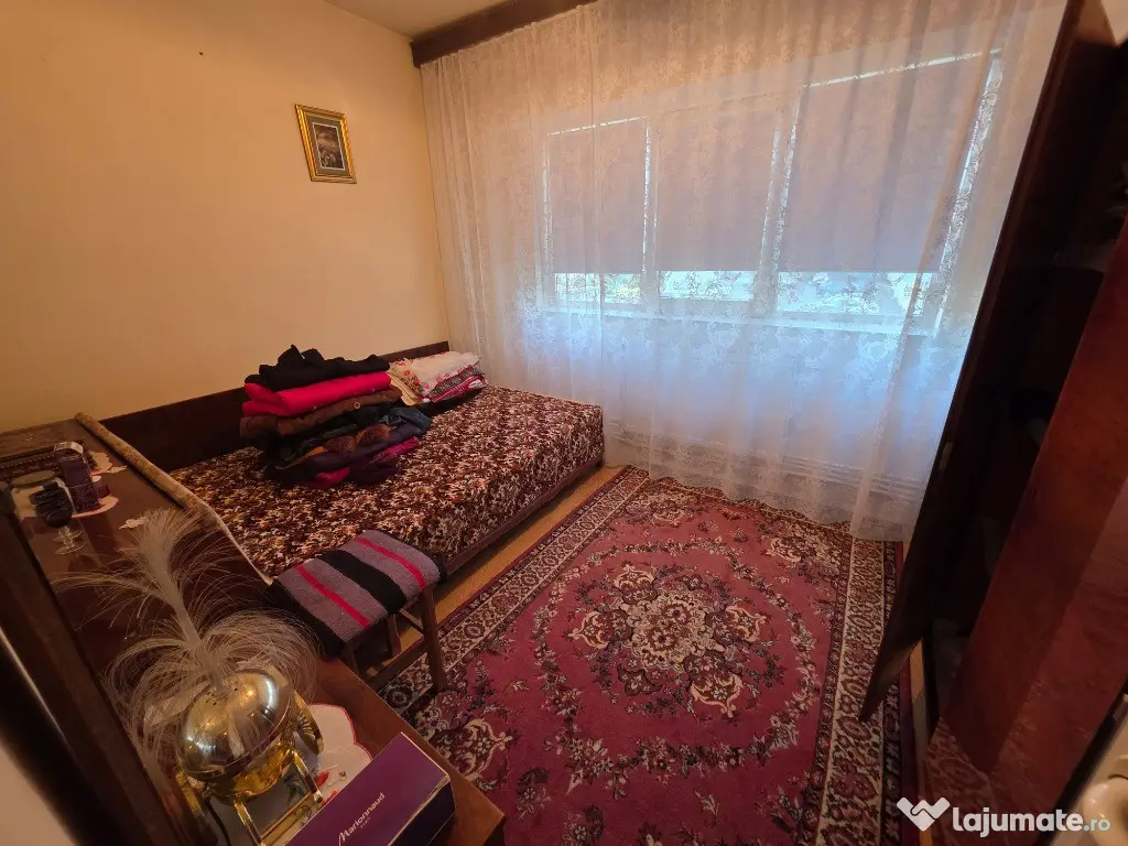 Apartament 4 camere Progresu Etaj 1