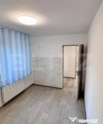 Apartament 3 camere, 48 mp, renovat complet - zona Dambu Pie