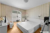 Apartament cu 3 camere de vânzare în zona Podgoria 