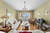 Apartament cu 3 camere de vânzare în zona Podgoria 