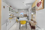 Apartament cu 3 camere de vânzare în zona Podgoria 