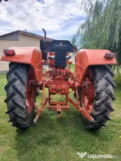 Tractor Universal 445 