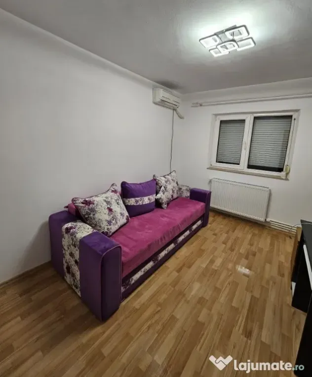 Poarta 6 , 3 camere decomandate