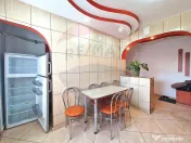 Apartament cu 4 camere de închiriat în zona 13 Septembr... 