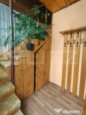 Casă zonă ultracentrală, curte comună, 50 mp, cu loc de 