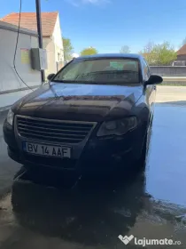 Vând Volkswagen Passat B6