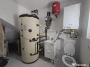 Mobilata si utilata- 4 camere- strada asfaltata-beci 