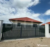 Casa finisată un nivel, 4 camere, 114 mp utili, 750 mp tere 