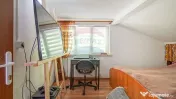 TRAIESTE LA POALELE PADURII!CASA 3 CAMERE APROAPE DE PTR.... 
