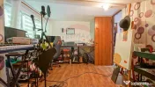 TRAIESTE LA POALELE PADURII!CASA 3 CAMERE APROAPE DE PTR.... 