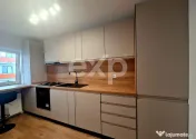 2 camere decomandate mobilat complet | Zona Sesul de Sus 