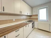 De inchiriat apartament 2 camere in Tractorul 