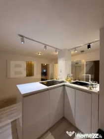 Apartament 3 camere, decomandat, zona Centrala