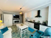 Apartament cochet cu 3 camere, gradina si 3 parcari in zona