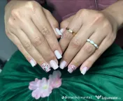 Manichiură Profesională cu Gel | Popești-Leordeni și București 