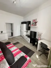 Apartament la casa ,43 mp ,PARCUL FEROVIARILOR! 