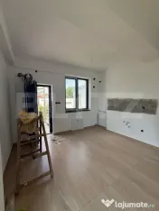 Garsoniera de lux 42 mp 