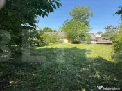 Casă bătrânească cu 2 fronturi stradale, 3095mp teren, 
