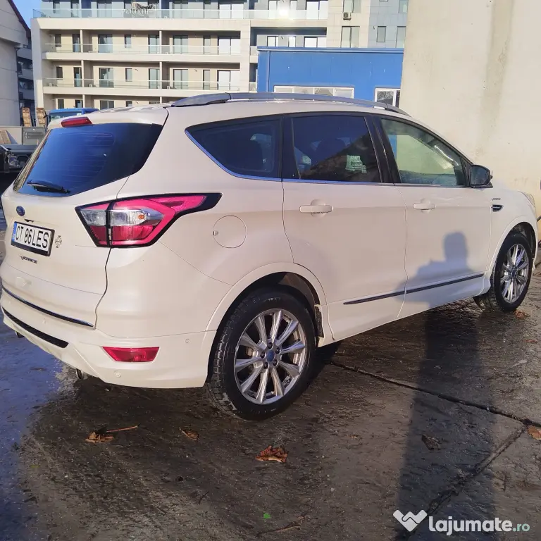 Vând schimb Ford Kuga Vignale