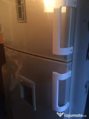 Frigider Beko cu dozator de apa