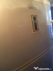 Frigider Beko cu dozator de apa