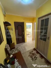 Apartament de 3 camere, 71 mp, zona Nicolina 1
